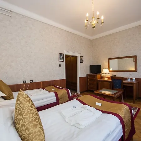 Tisza és Thermálfürdő 3*