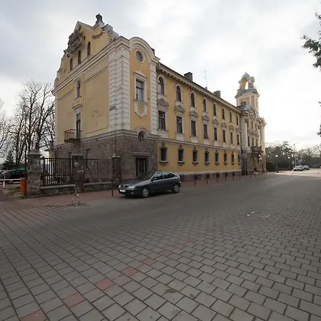 호텔 Tisza Es Thermalfuerdo 솔노크