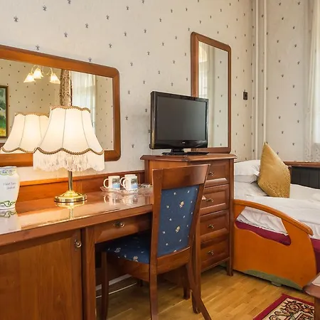 Hotel Tisza és Thermálfürdő