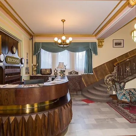 Tisza és Thermálfürdő Hotel