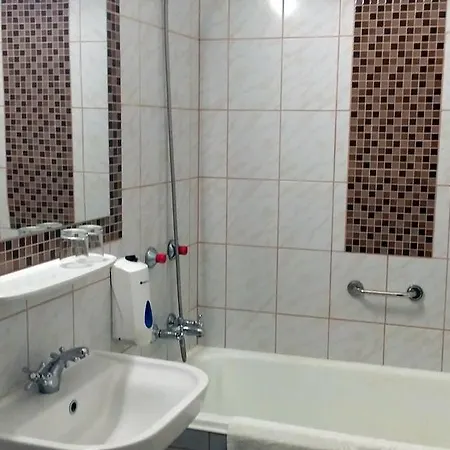 Tisza Es Thermalfuerdo Hotel 3*