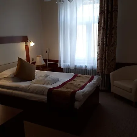 Hotel Tisza és Thermálfürdő